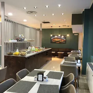 Oasi Village Hotel Milaan