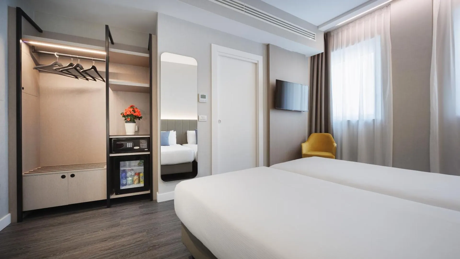Ih Hotels Milano Centrale  ميلان